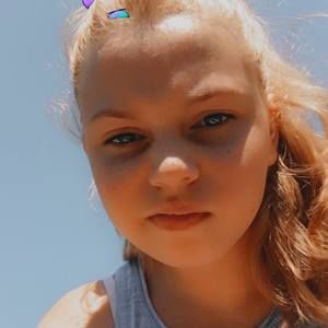 Meet your Posher, Lexi